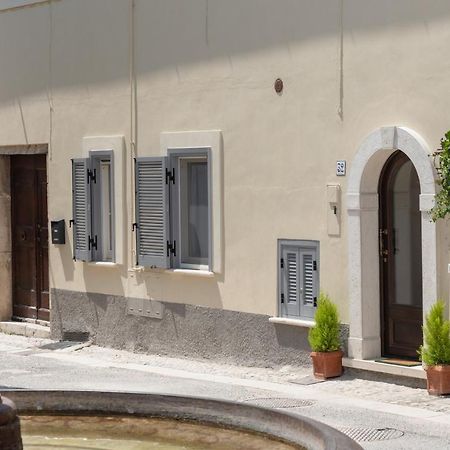 Dimore Norcia Residenza Via Umberto 32 Ngoại thất bức ảnh
